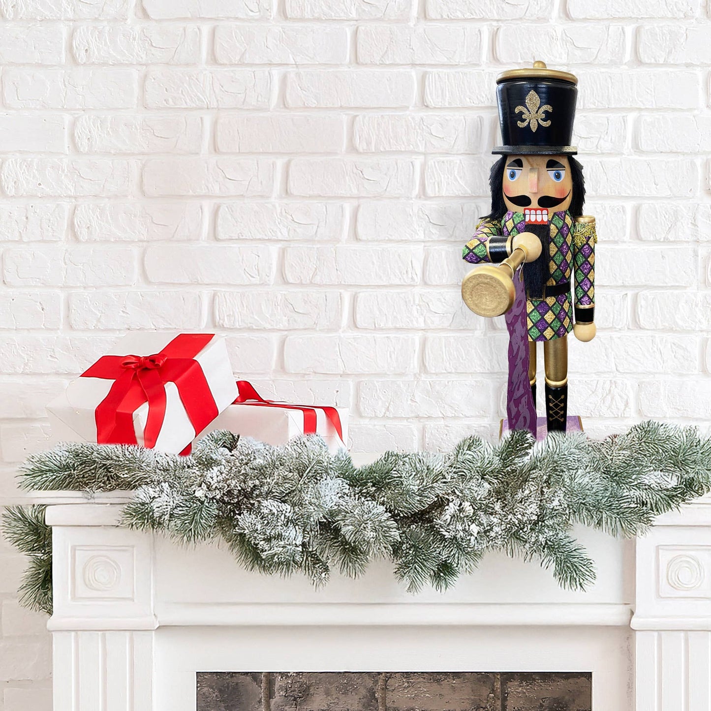 14" Mardi Gras Bugler Nutcracker