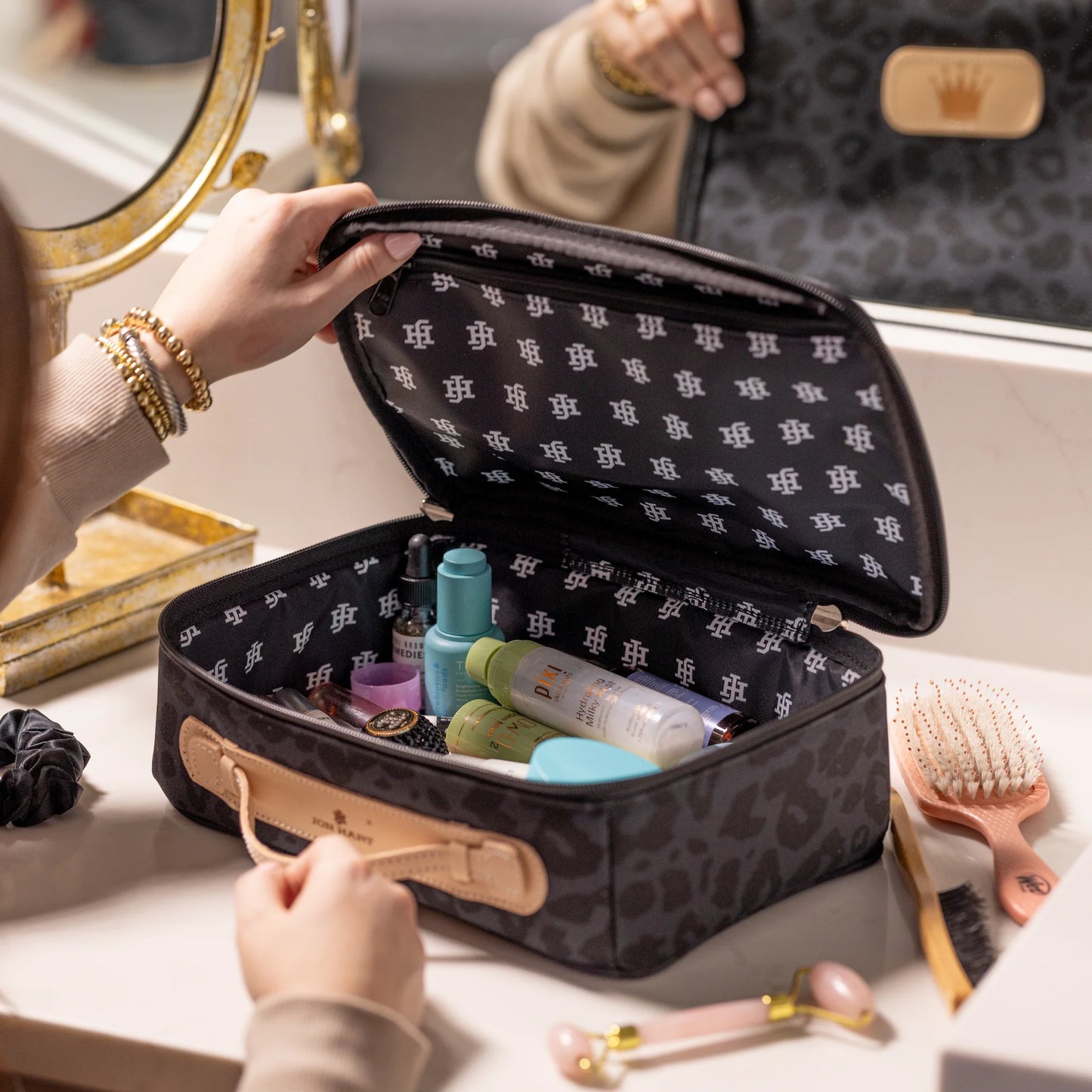 Large Travel Kit