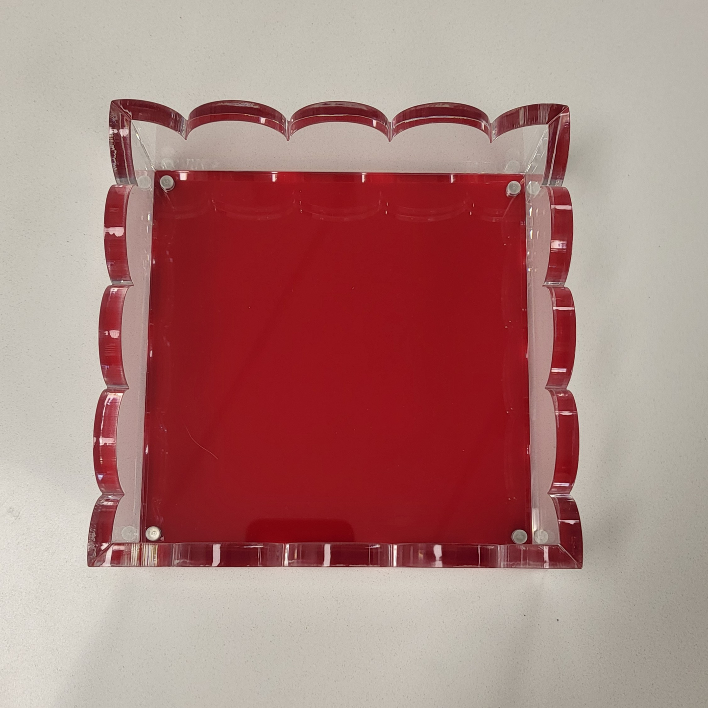 Scallop Acrylic Tray with Magnetic Back