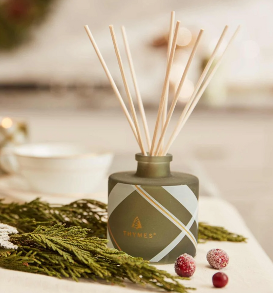 Frasier Fir Frosted Plaid Petite Reed Diffuser 4 out of 5 Customer Rating