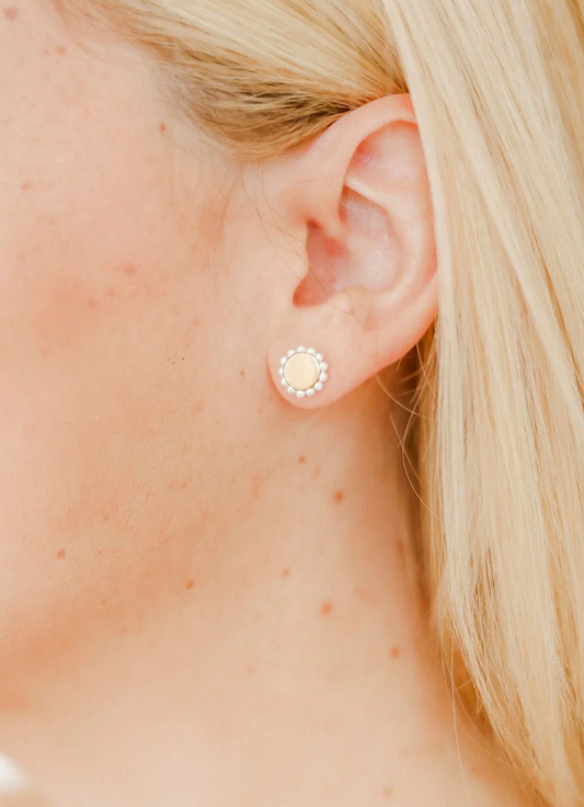 Screwback Stud - Alice Pearl