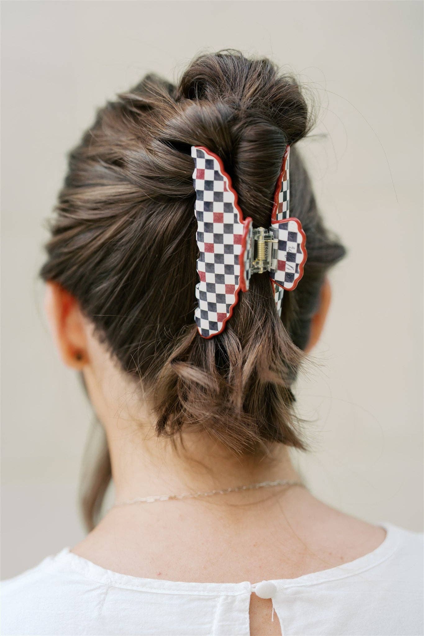Black and Red Scalloped Claw Clip