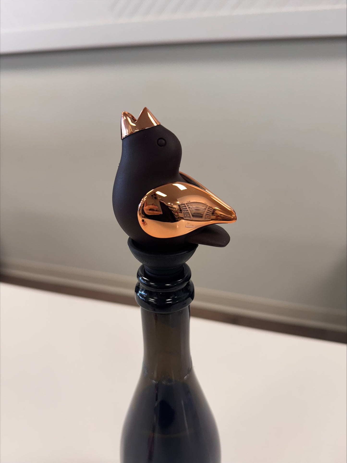 Chirpy Top Wine Pourer