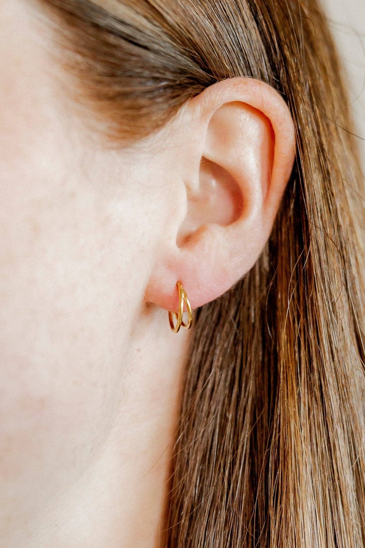 Huggie Earrings - Nylah Gold