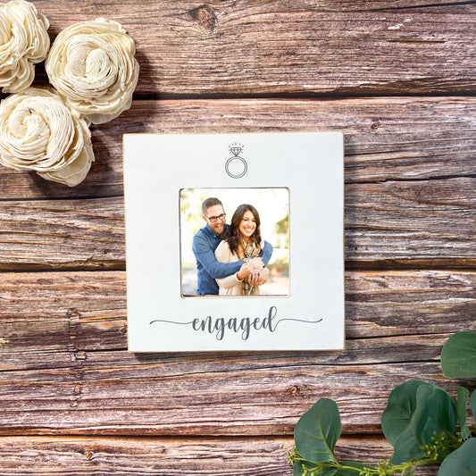 Simply Square Engaged Frame