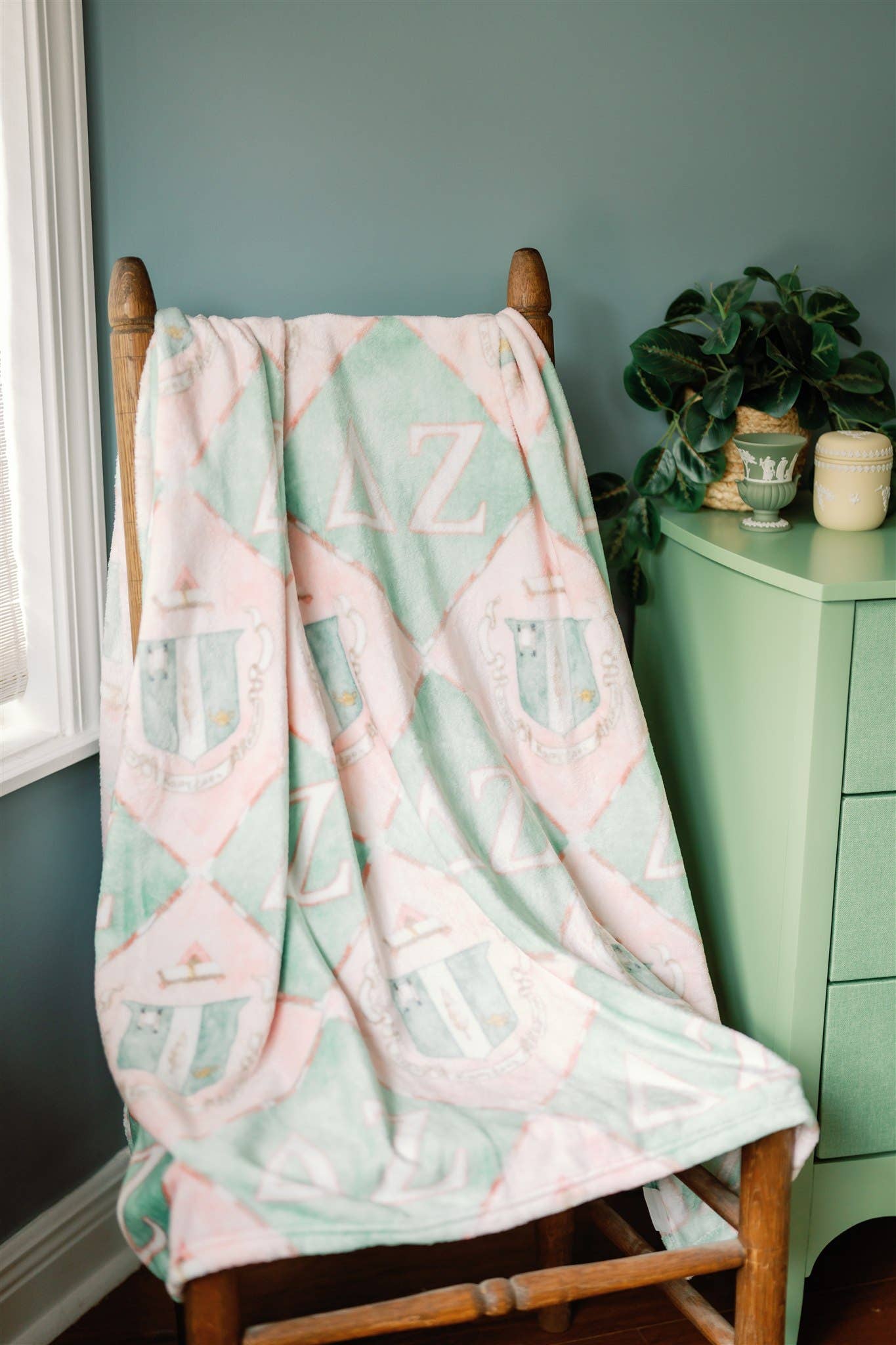 Delta Zeta Flannel Fleece Blanket