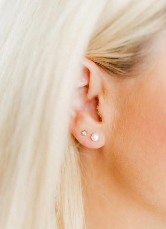 Screwback Stud -Payton Pearl