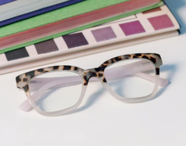 Zoey Blue Light Readers - Chai Tortoise & Pink