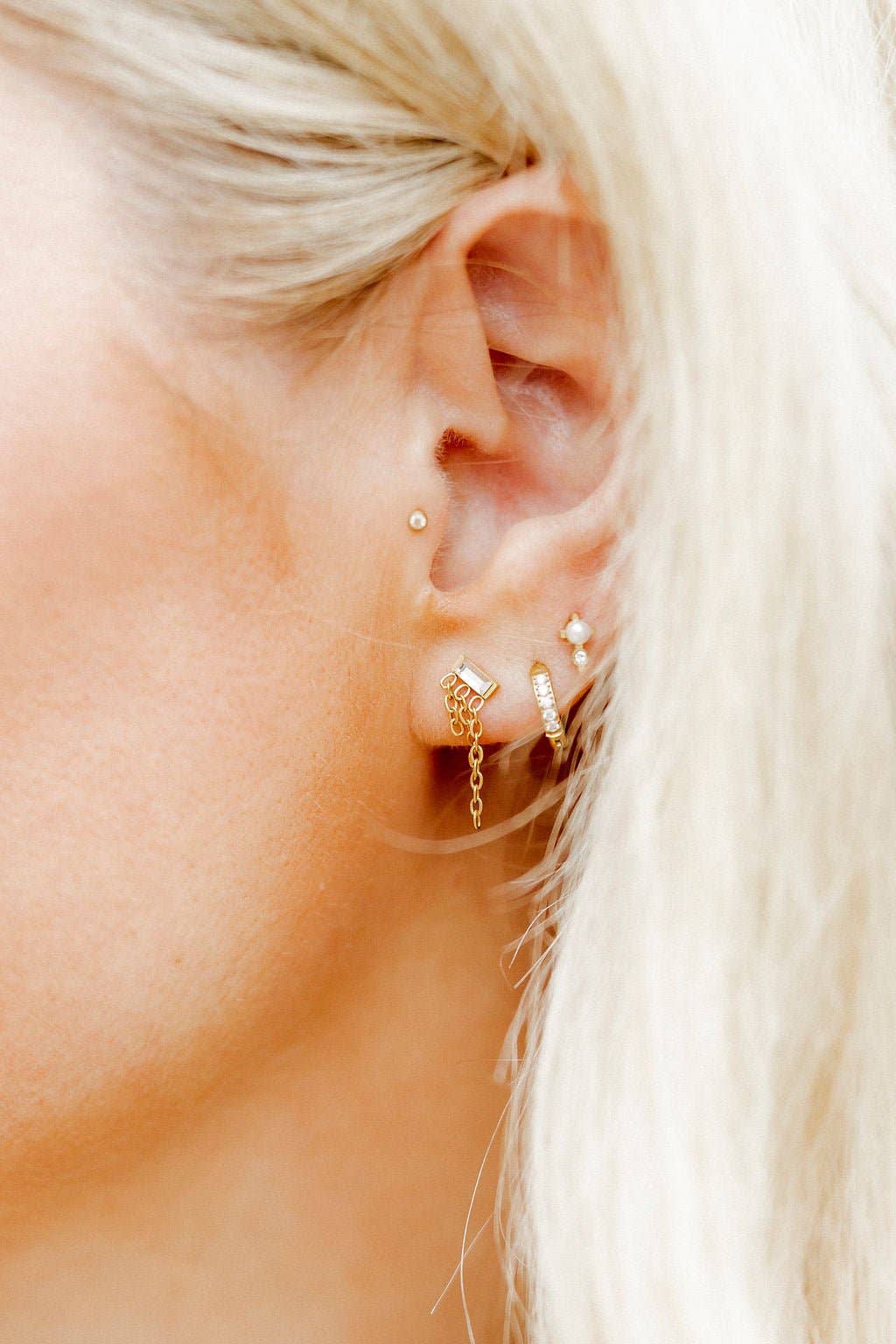 Scarlett Hoop Huggie Earring - Gold