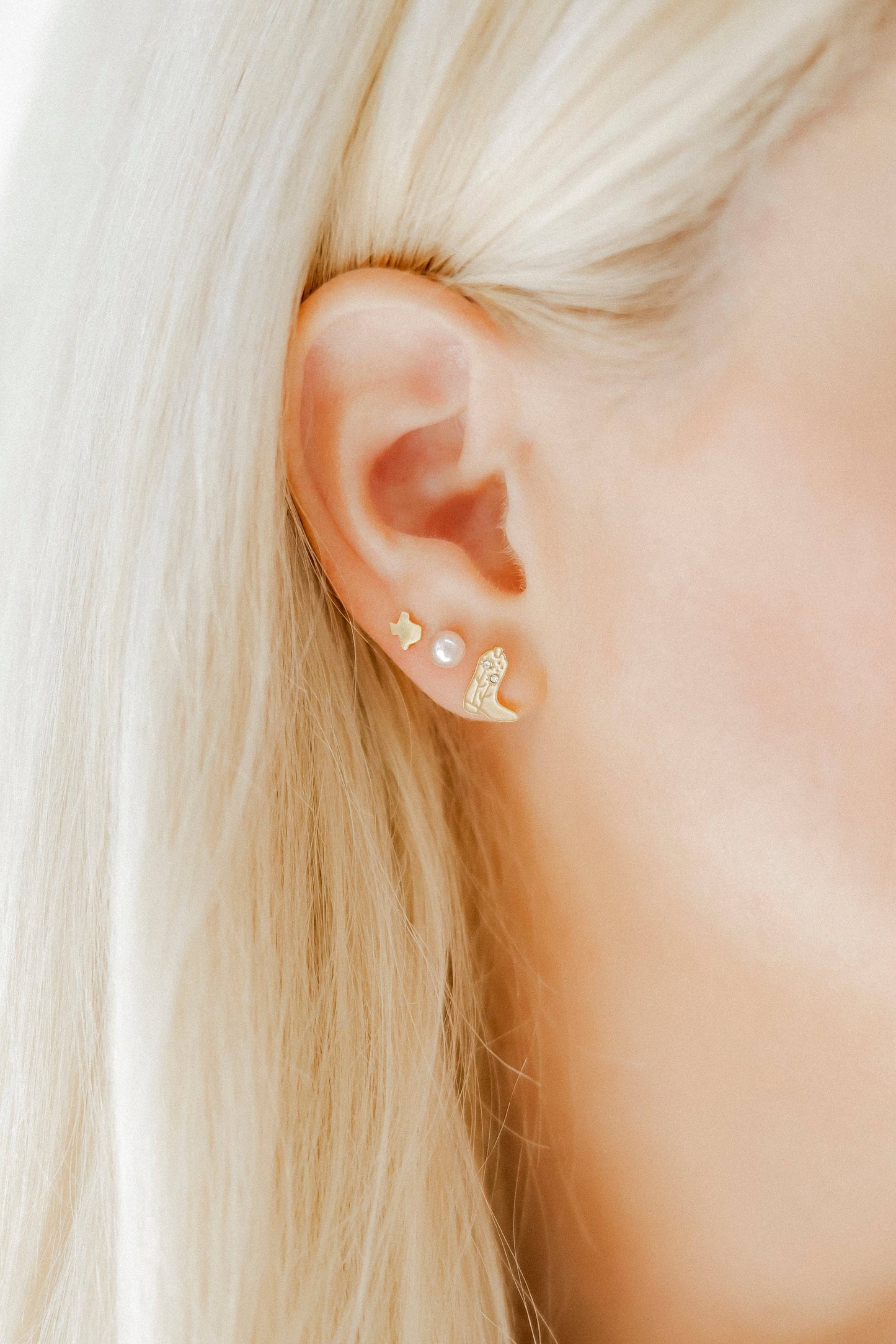 Payton Pearl Pink 5mm Screwback Stud Earrings