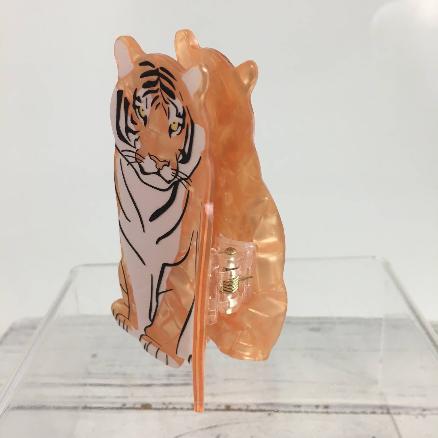 Tiger claw clip