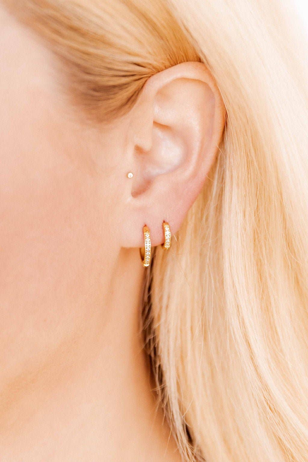 Scarlett Hoop Huggie Earring - Gold