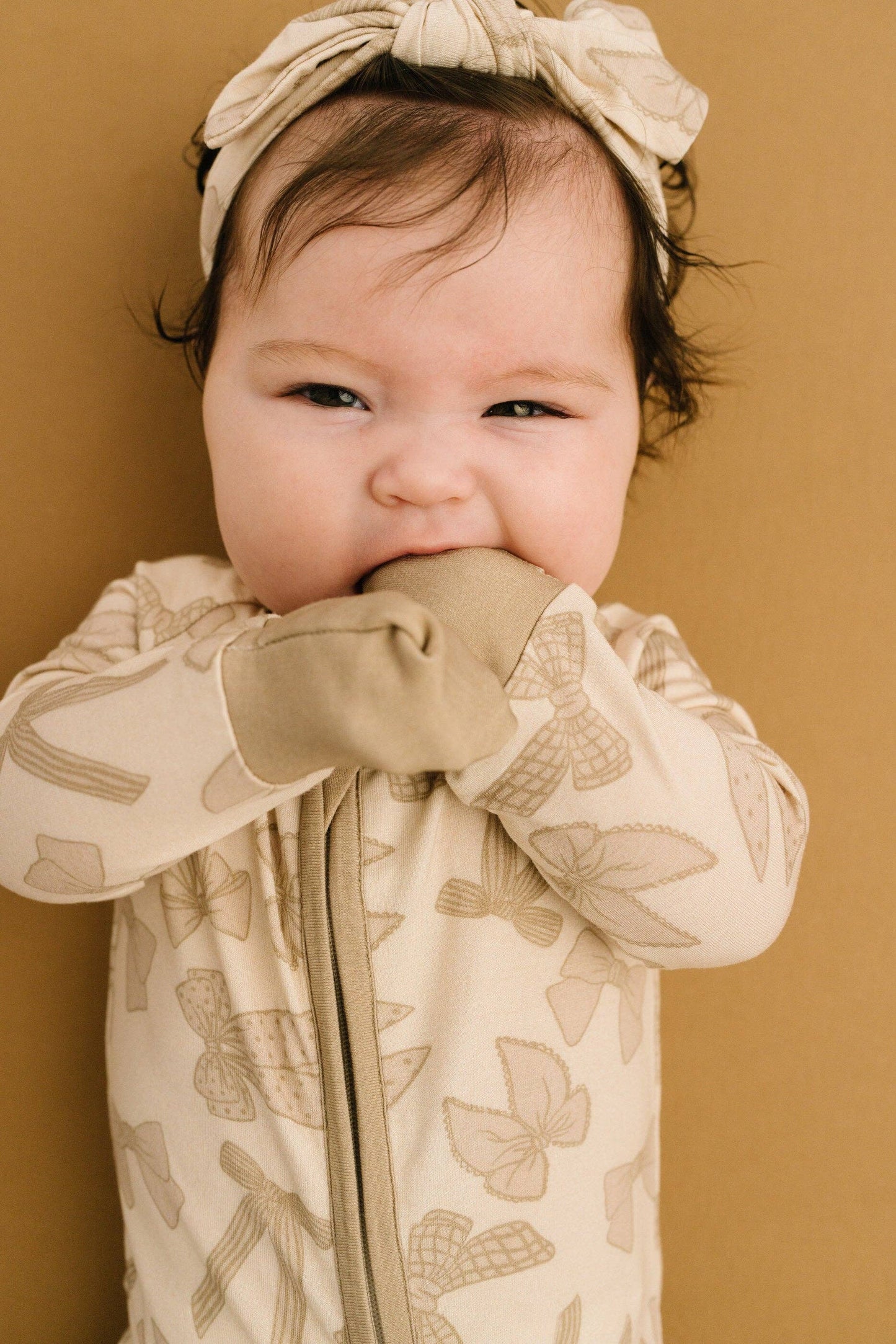 Neutral Bows Bamboo Sleeper