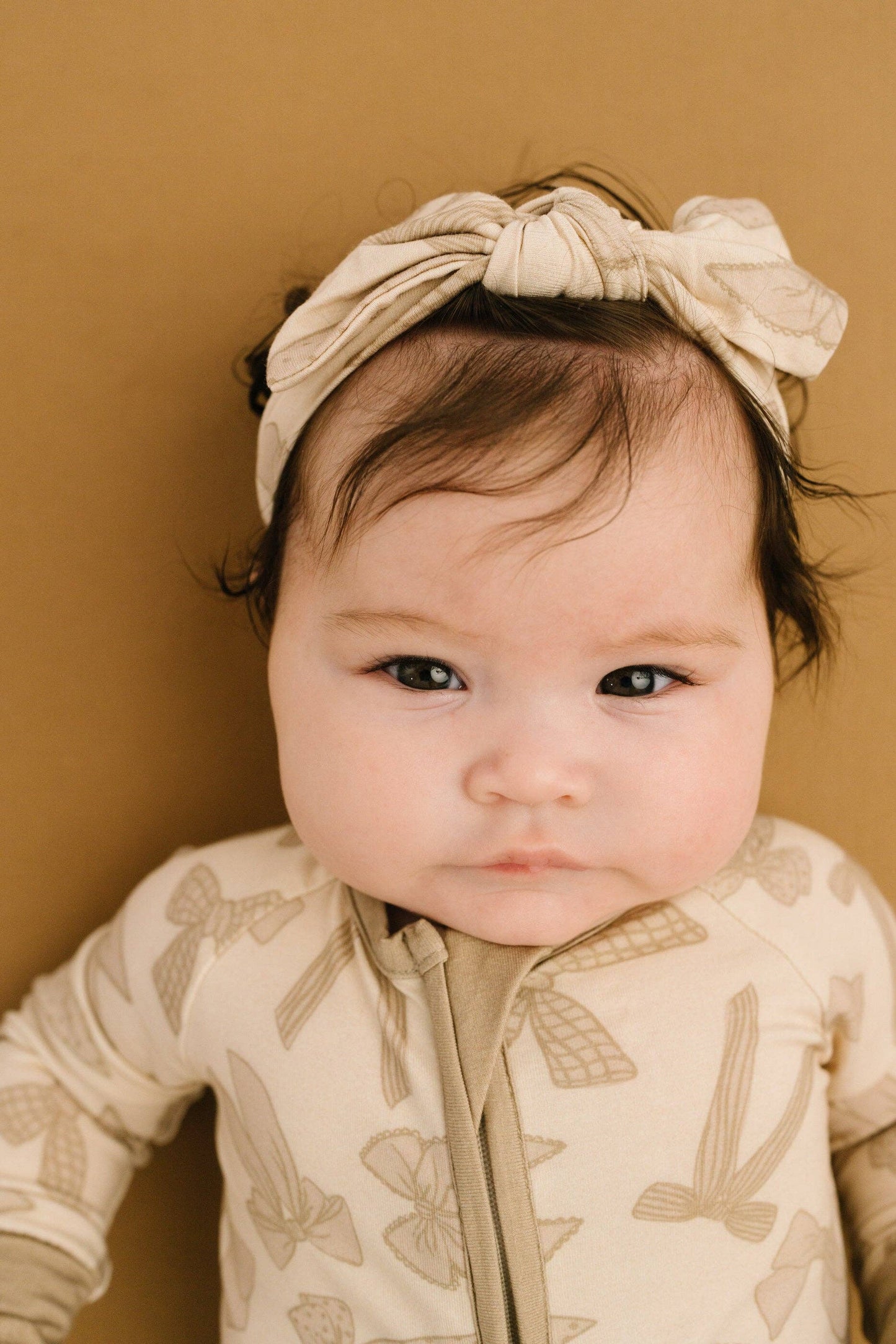 Neutral Bows Bamboo Sleeper