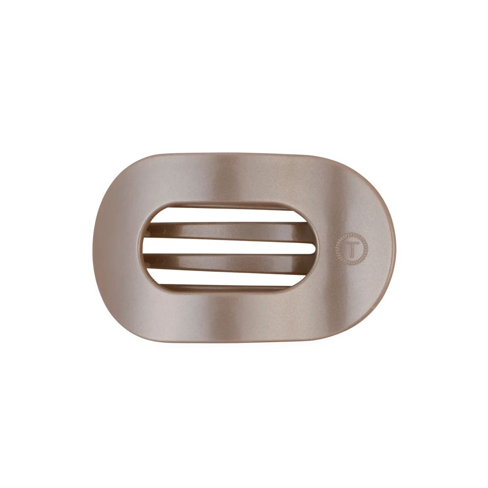 Holiday Flat Round Ornament - Medium Clip