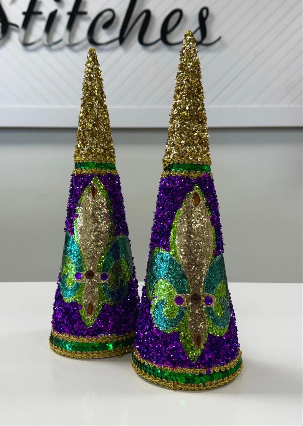 Mardi Gras Fleur De Lis Cone